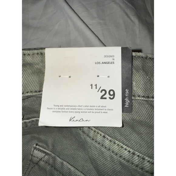 NWT KanCan Olive Green Mini High Rise Cutoff Shorts Size-11/29 - Picture 4 of 13